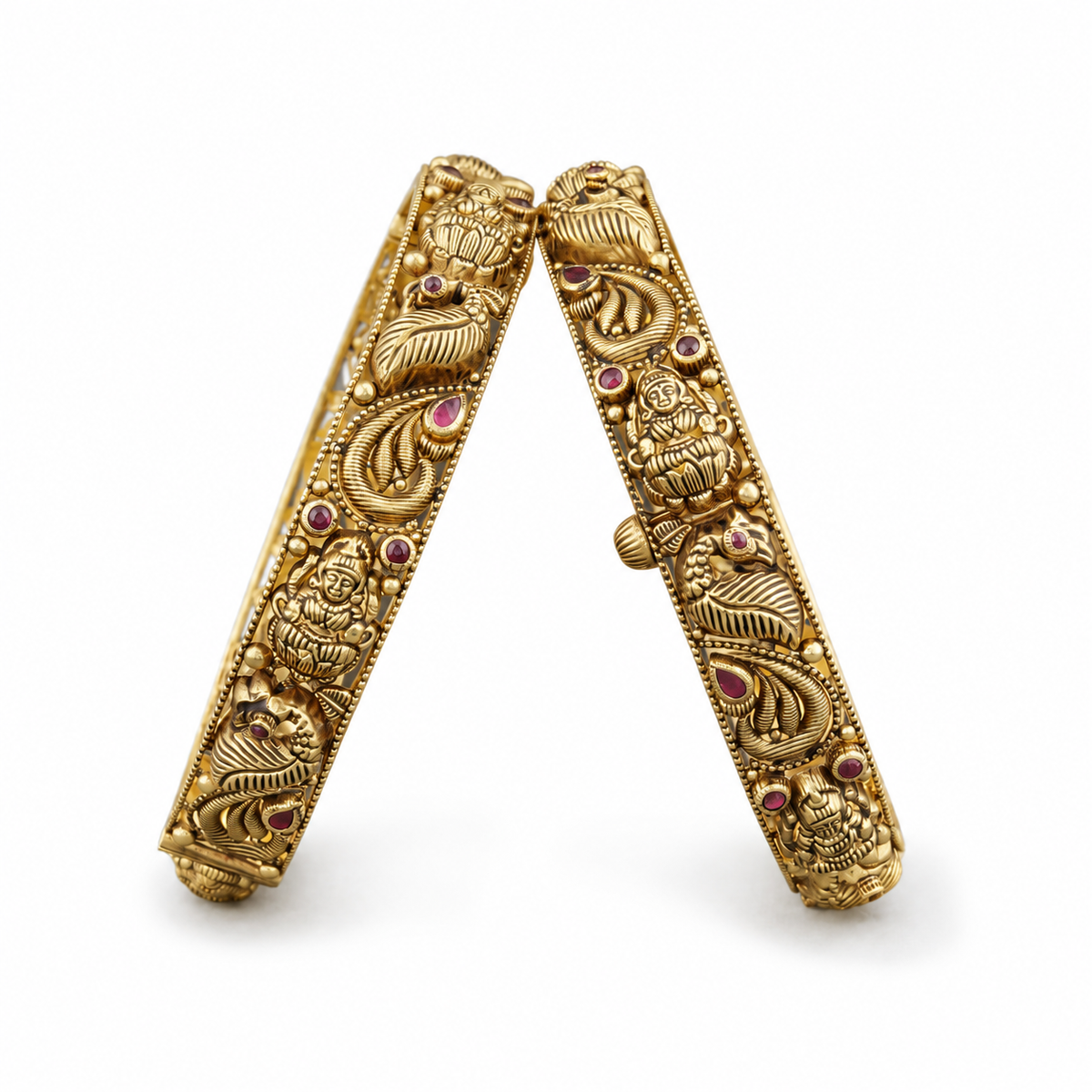 BANGLES
