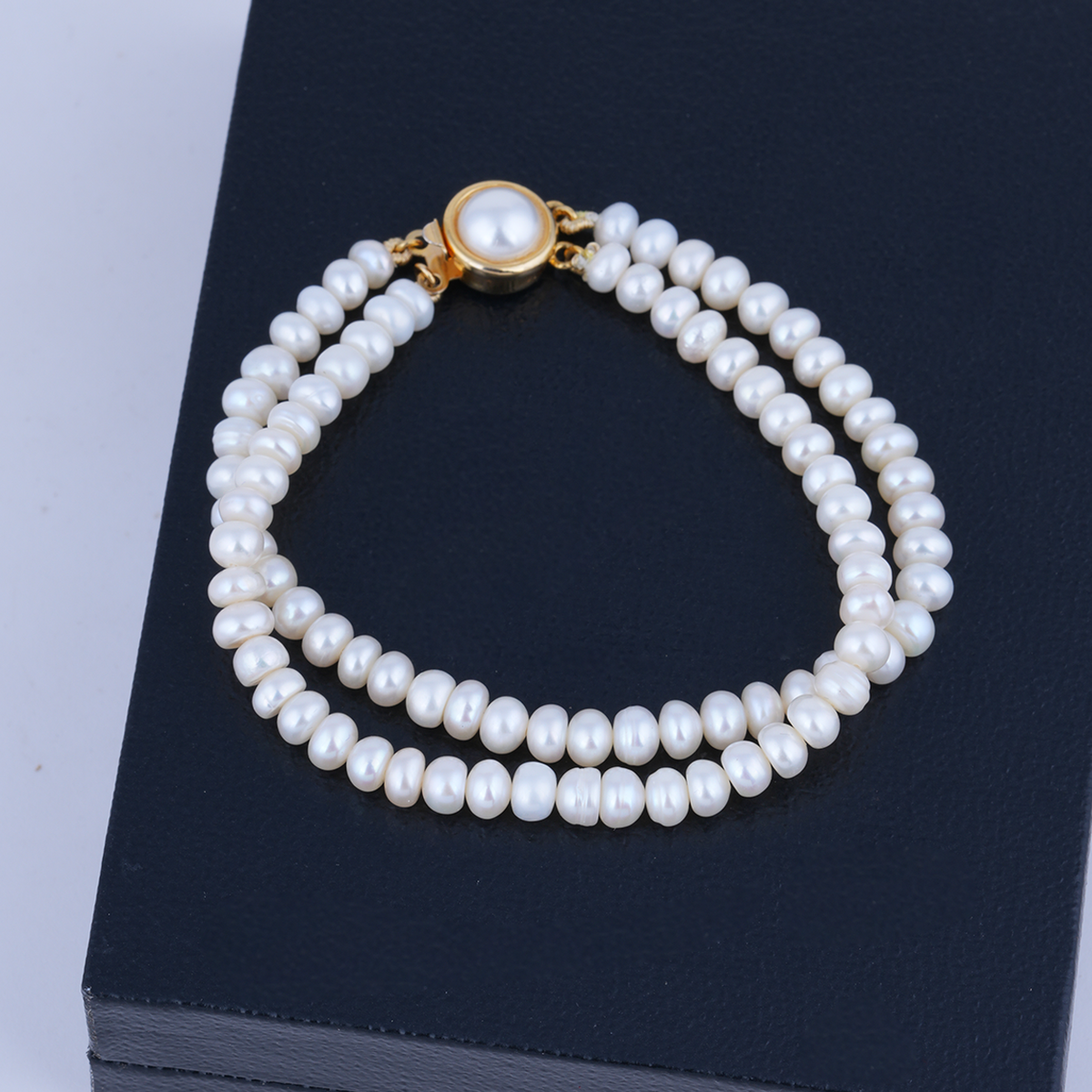 Flat Round Dual Layer White Pearl Bracelet