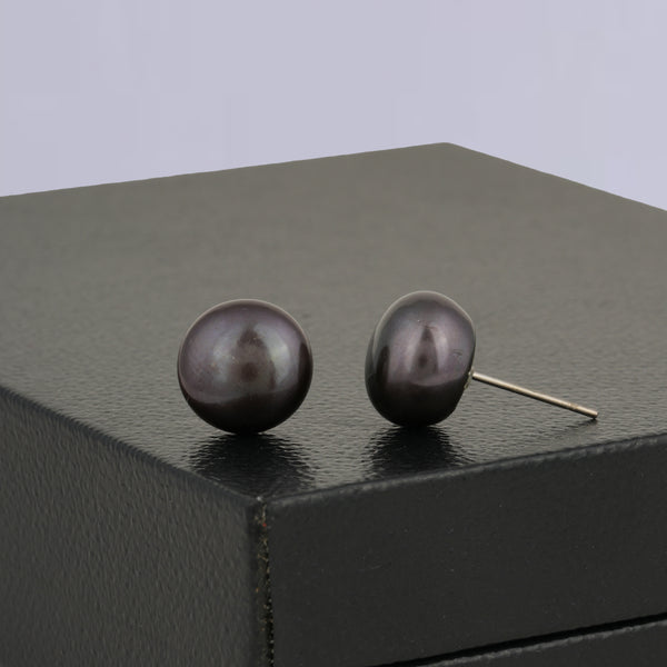 Subtle Black Pearl Stud Earrings