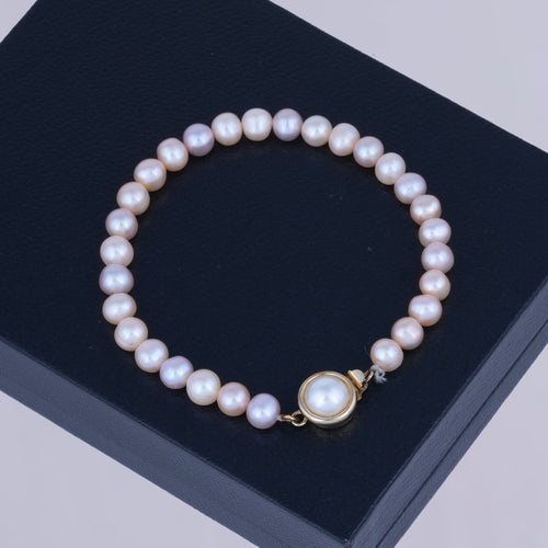 Graceful Blush Pearl Bracelet