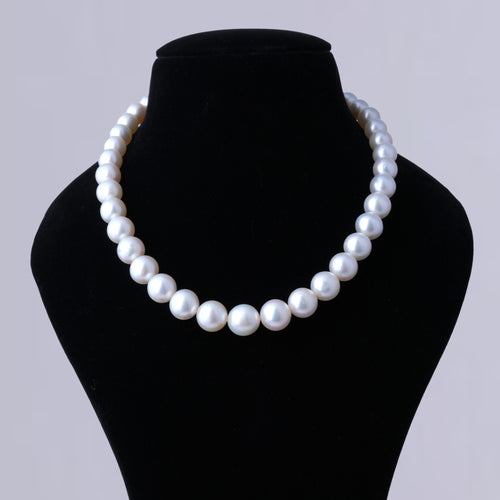 Wisdom Pearl Necklace