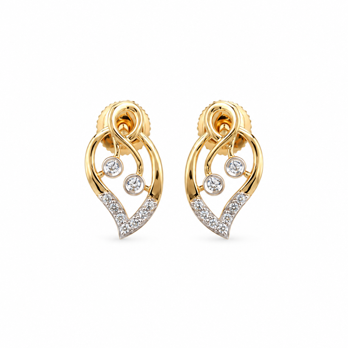 Pretty Petal 14KT Gold Diamond Stud Earrings