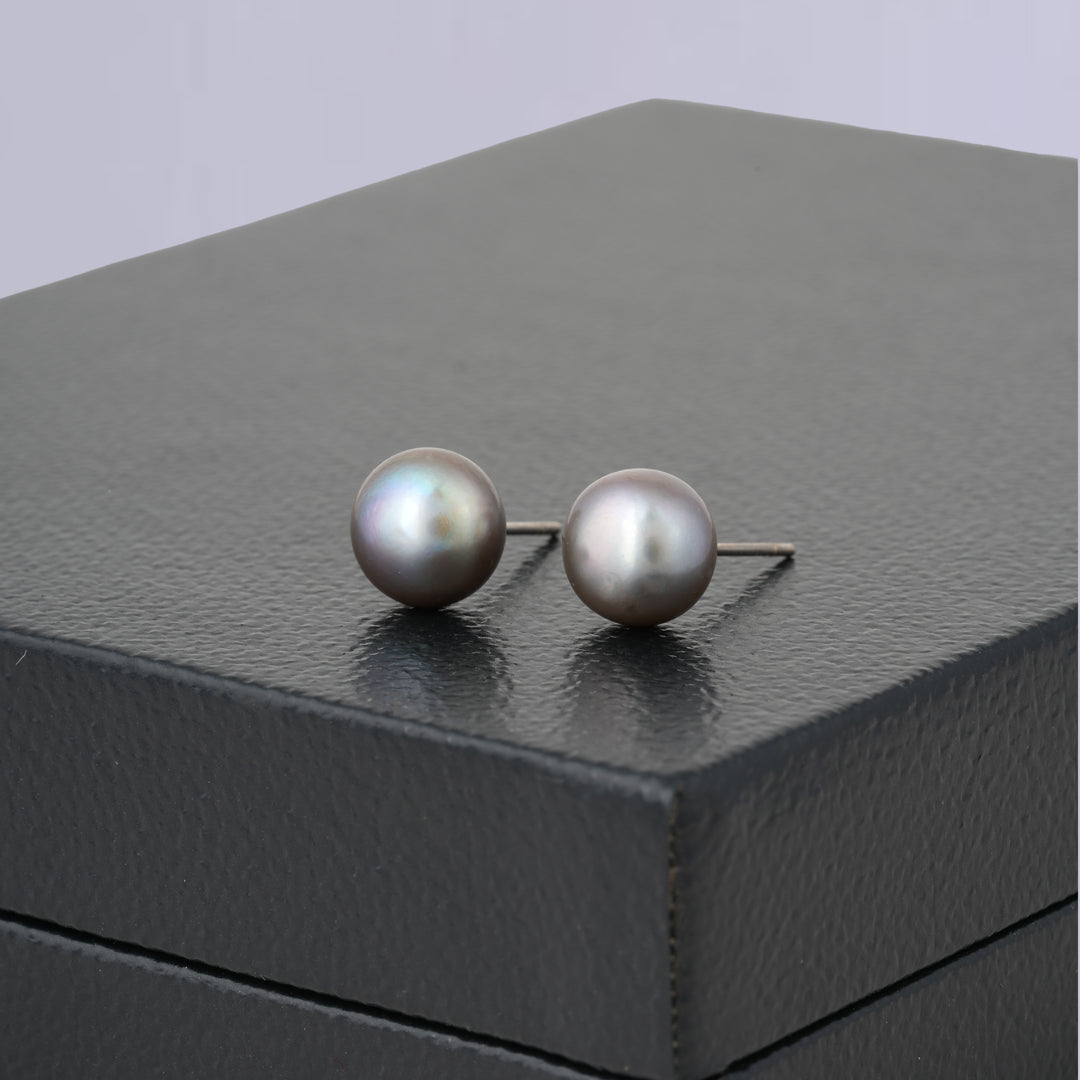 Achromatic Grey Pearl Stud Earrings
