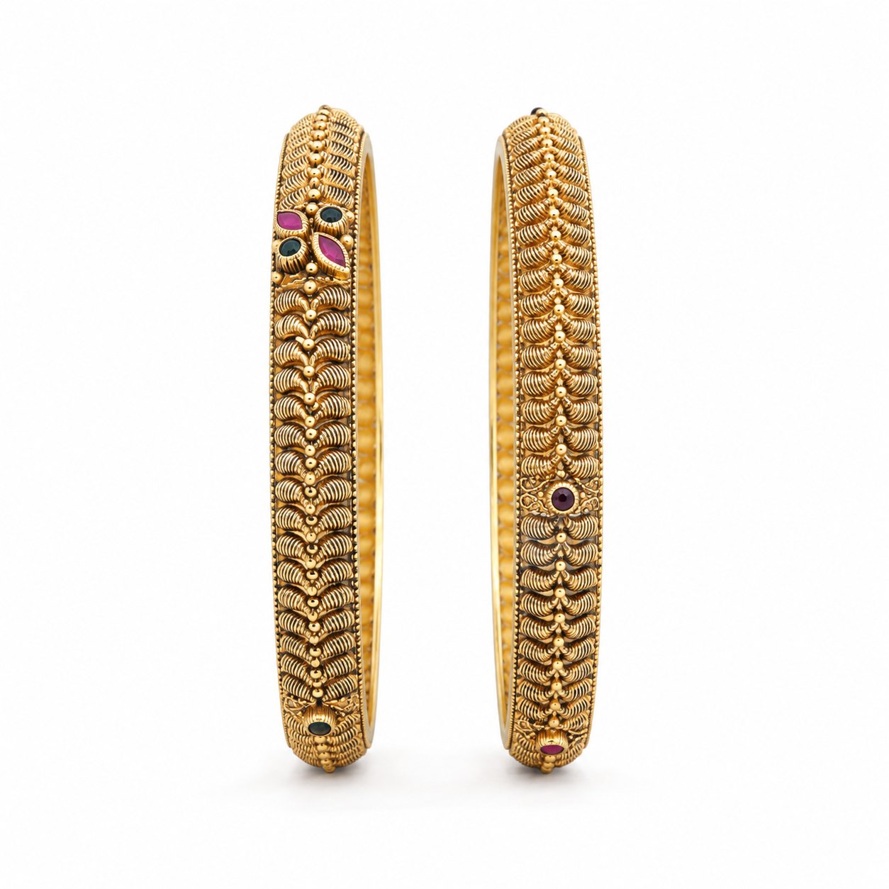 BANGLES