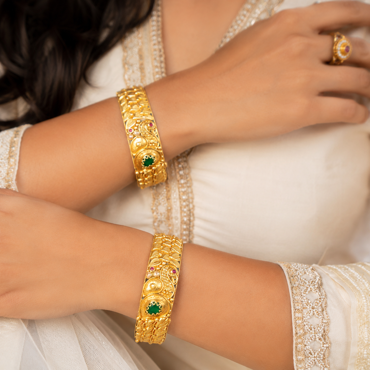 BANGLES