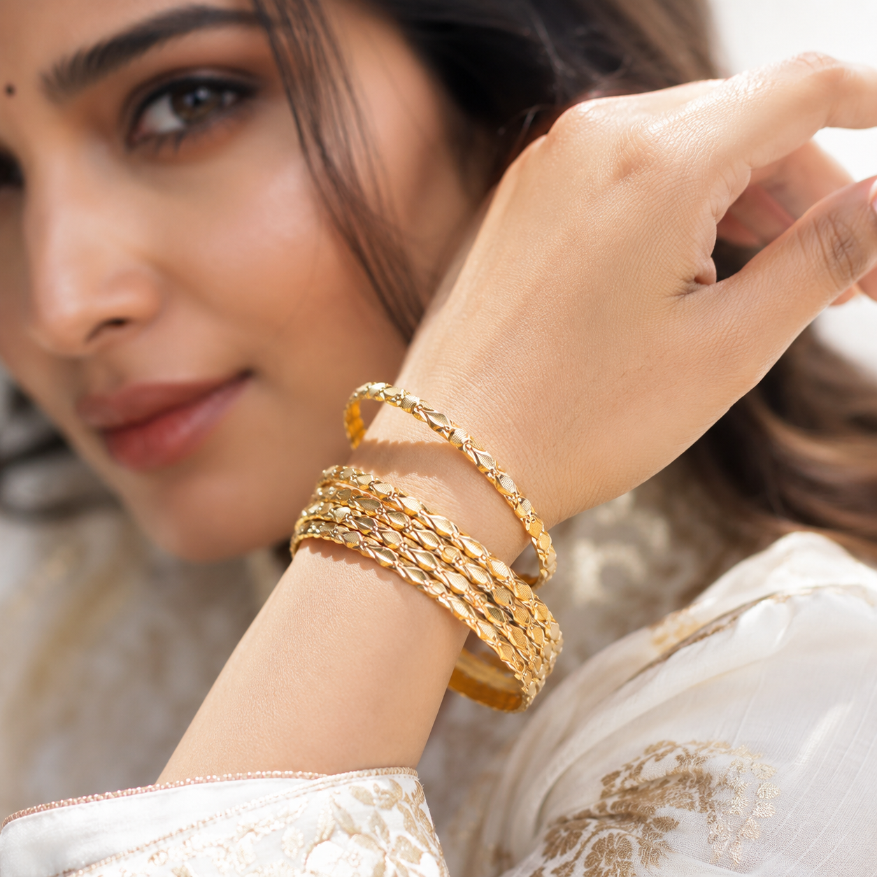 BANGLES