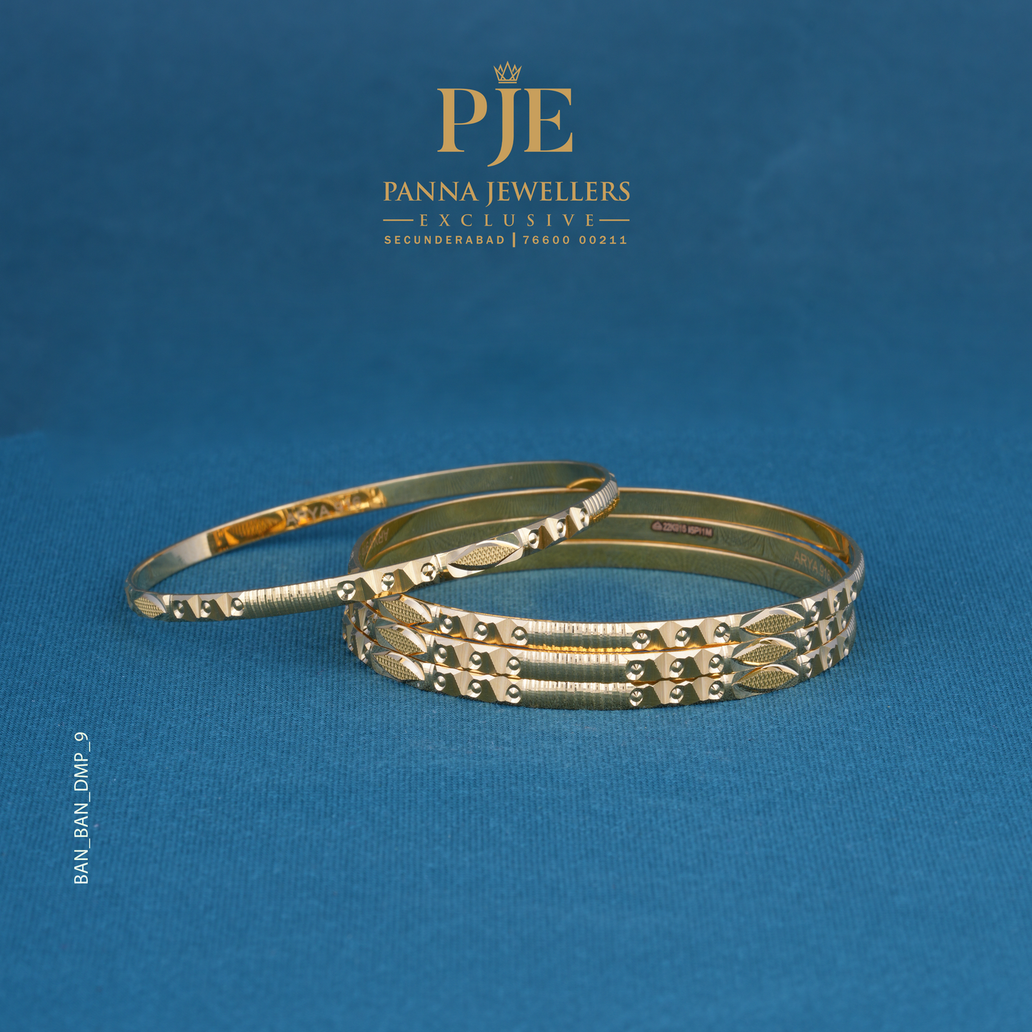 BANGLES