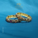 BANGLES