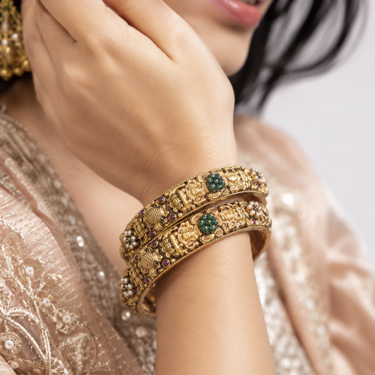 BANGLES