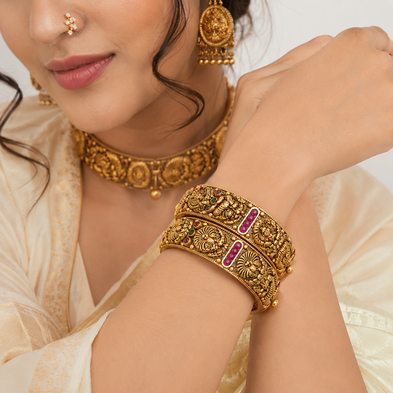 BANGLES