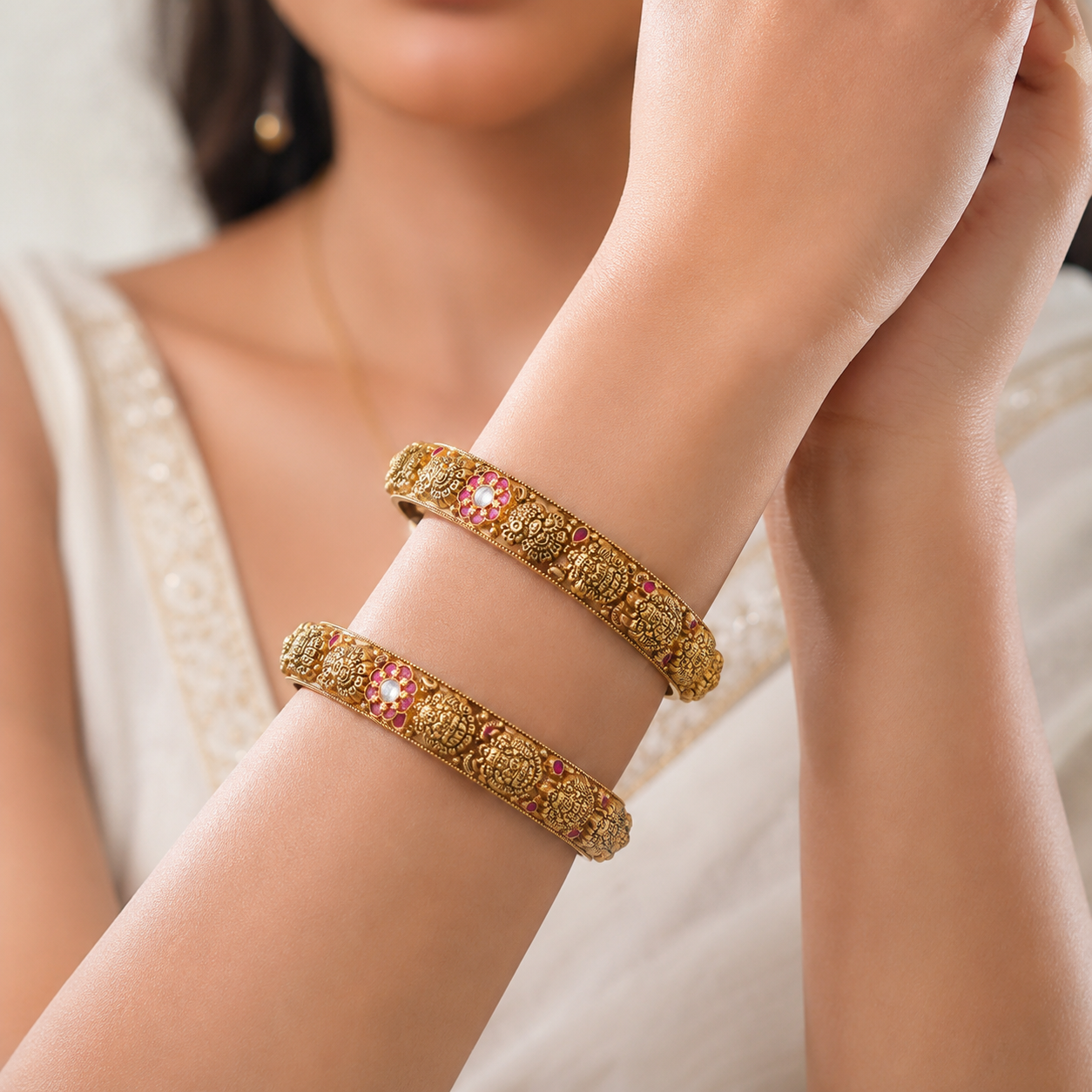 BANGLES