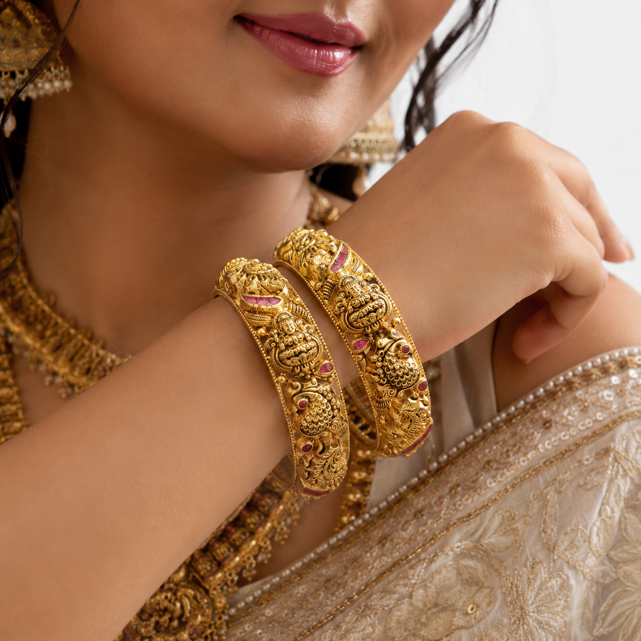 BANGLES