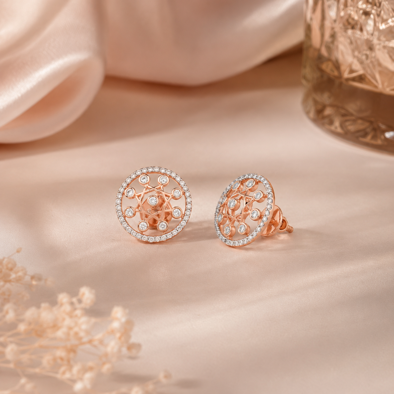 Bright Star 18KT Gold Diamond Stud Earrings