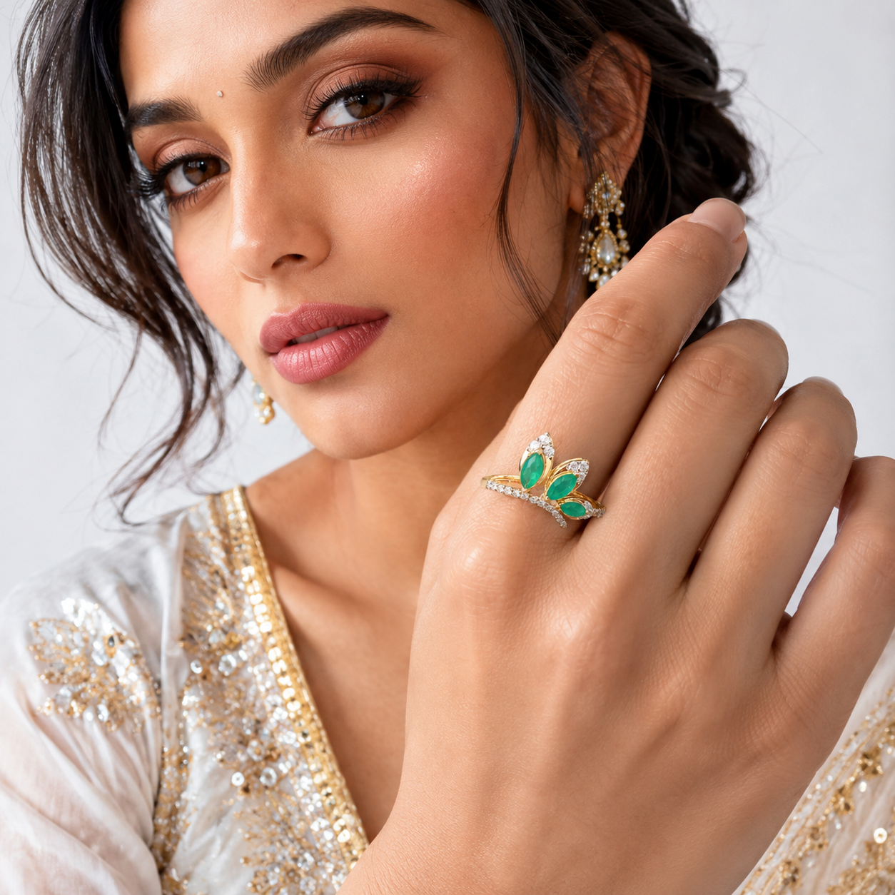 Rich Feather 14KT Gold Diamond Ring