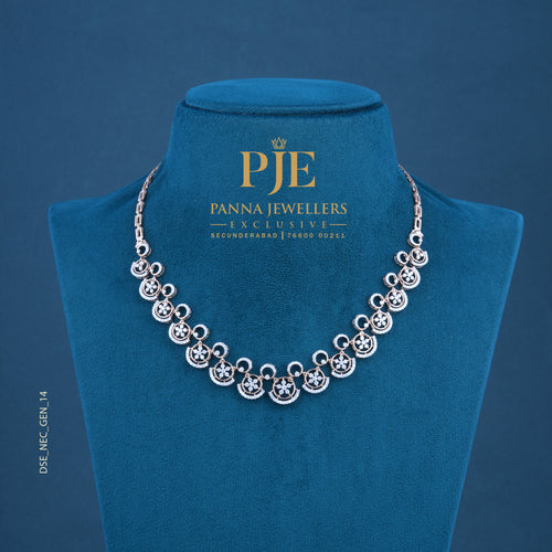 Delicate Flower 18KT Gold Diamond Short Necklace