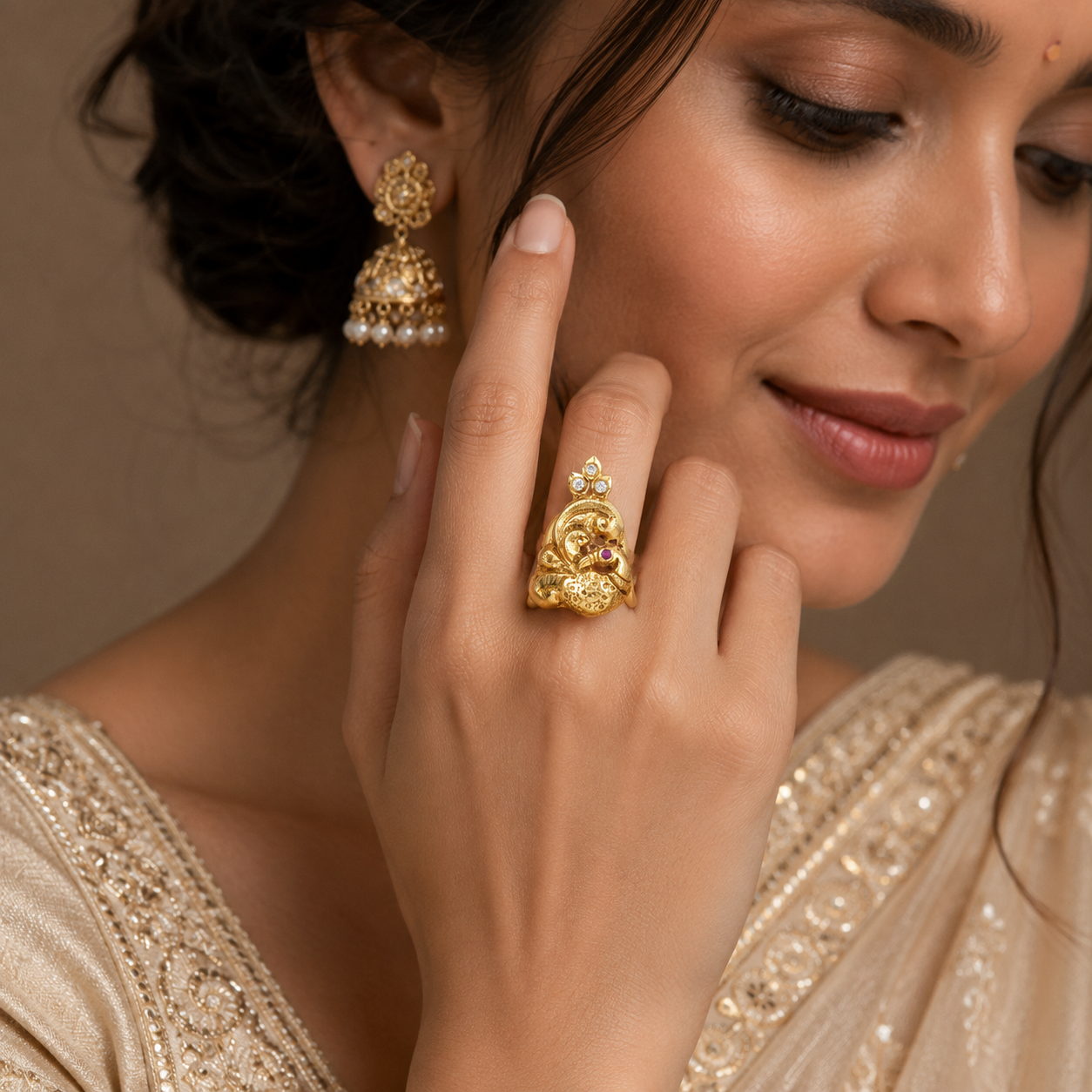 Majestic Peacock 22KT Gold Ring