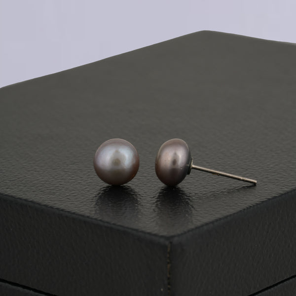 Dusty Lilac Pearl Stud Earrings