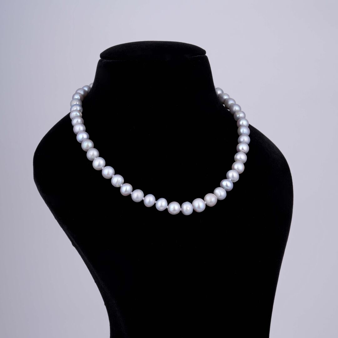 1 line Knotted Grey Round Pearl Mala