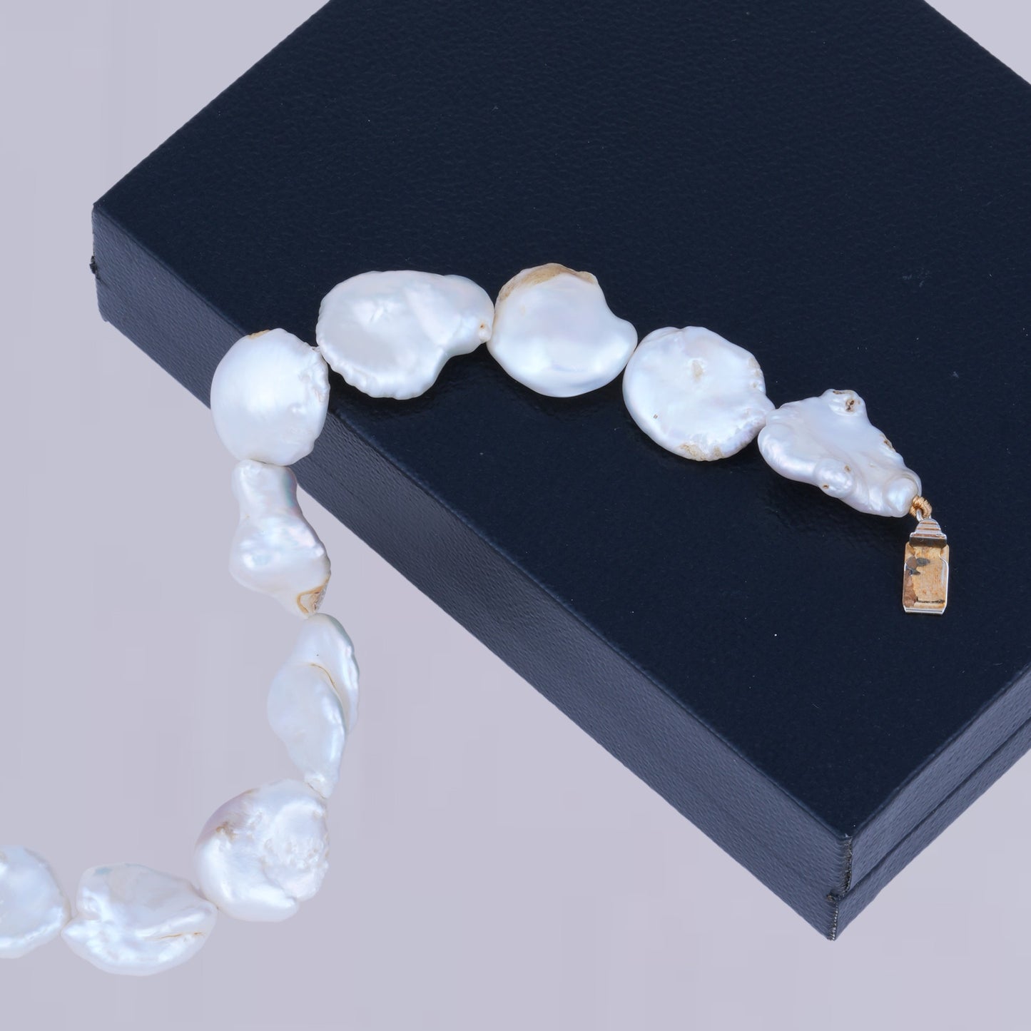 Flat Natural White Pearl Bracelet