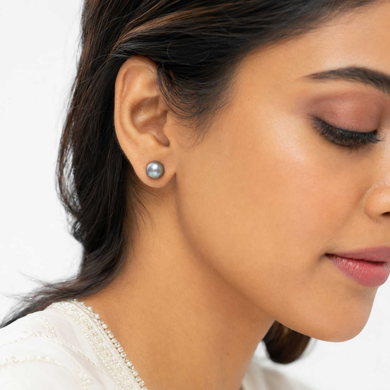 Achromatic Grey Pearl Stud Earrings