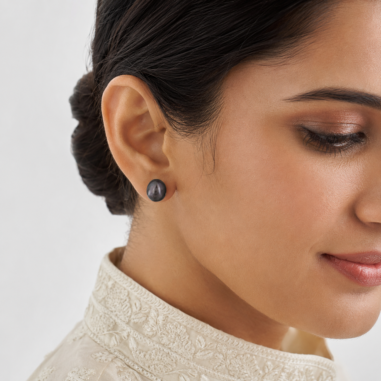 Subtle Black Pearl Stud Earrings