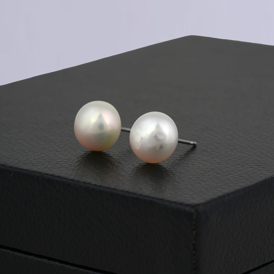 Peach Pearl Stud Earrings