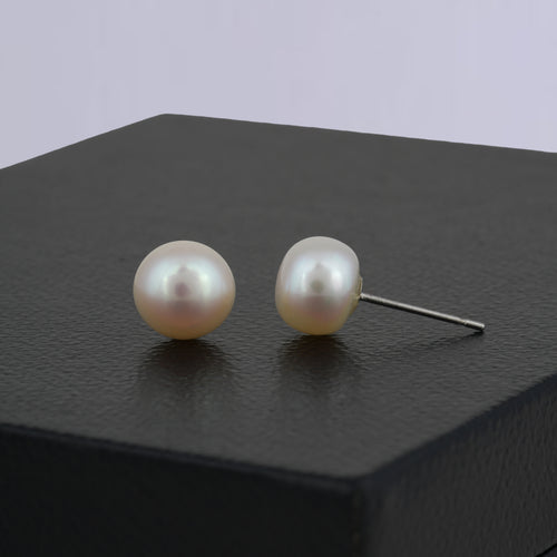 Rich Creamy Pearl Stud Earrings