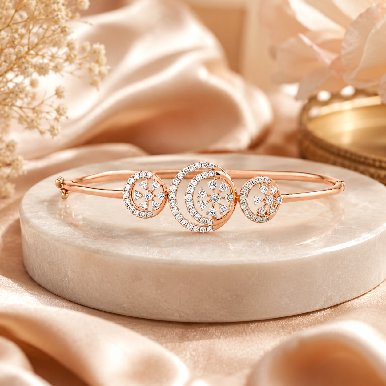 Sparking Circles 18KT Gold Diamond Kada