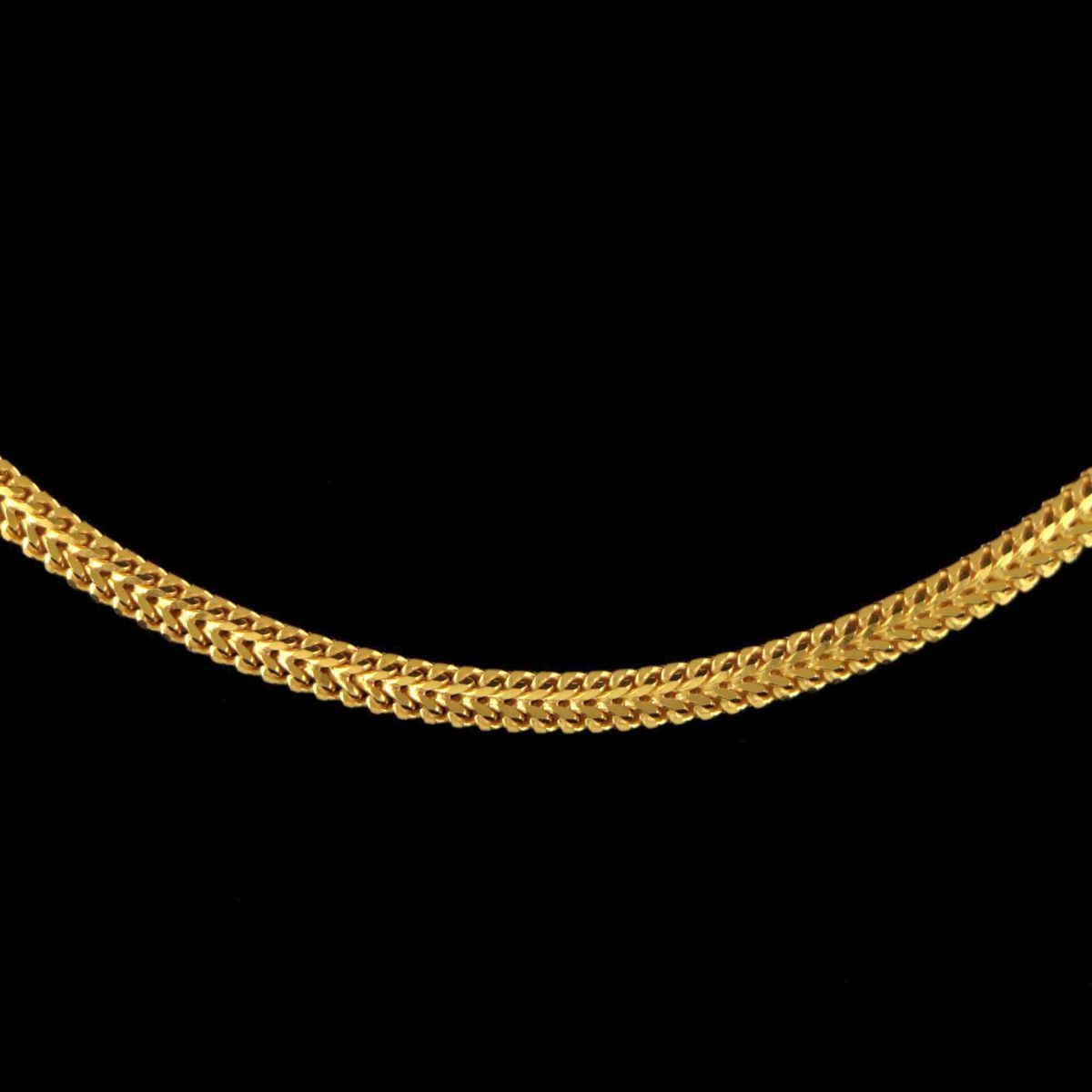 22 KT GOLD CURB CHAIN