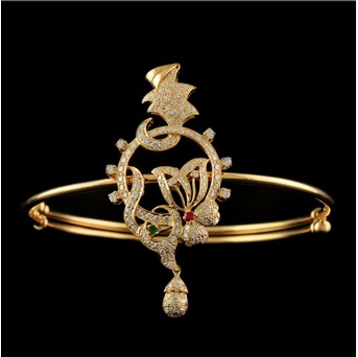 18 KT GOLD DIAMOND VANKI