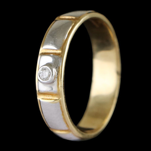 18 KT GOLD GENTS DIAMOND RING